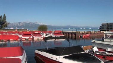 Hızlı tekneler Marina