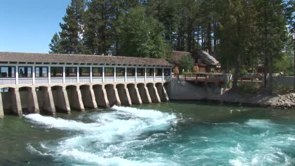 Barrage de Tahoe City — Video