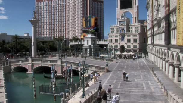 Venetian courtyard in Las Vegas — Stock Video