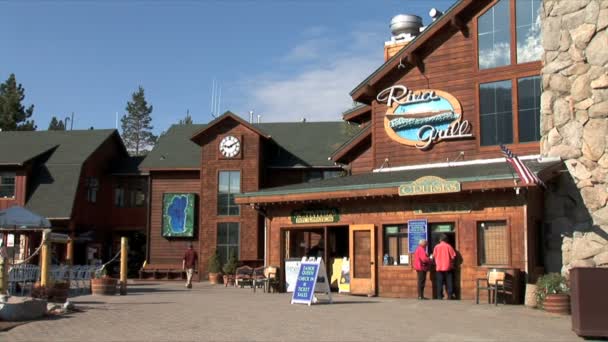 Restaurante en el lago Tahoe — Vídeos de Stock