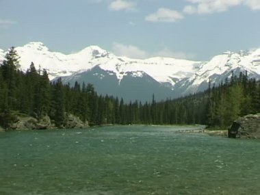 Banff içinde Bow Nehri 