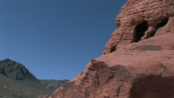 Rock formation in desert — Stock Video
