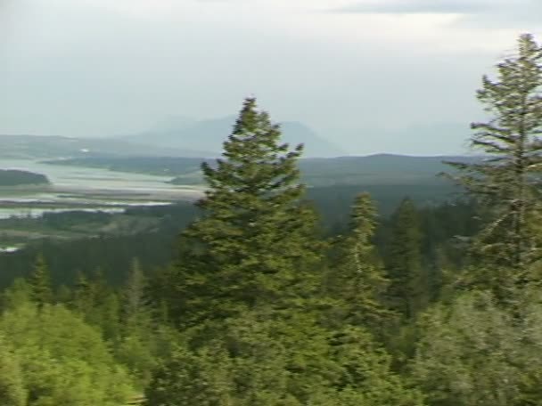 Columbia River dans la vallée — Video