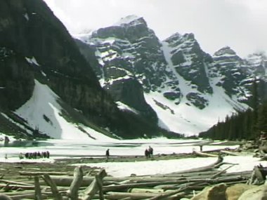 Turist buzultaş Gölü   