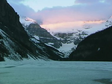 sunrise, Lake louise