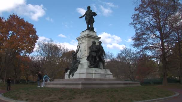 Parque Lafayette con estatua en Washington DC — Vídeos de Stock