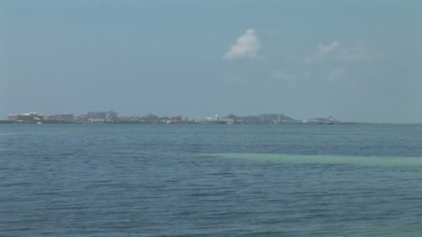 Cancun Harbor på dagtid — Stockvideo