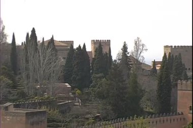 Granada'da Alhambra kale görünümü