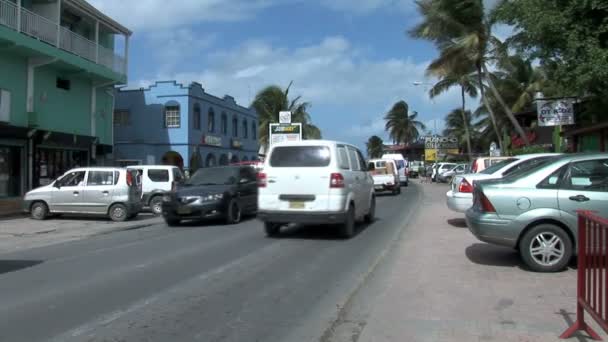 Tráfico en Simpson Bay — Vídeos de Stock