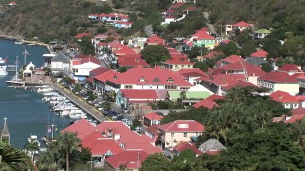 Gustavia ciudad con vista al habor — Vídeos de Stock