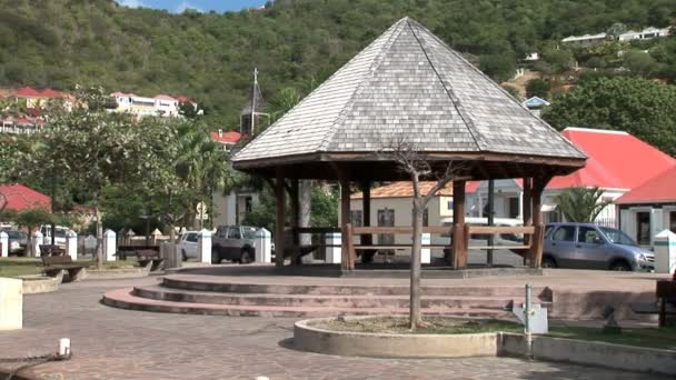 Gustavia Plaza mit Pavillon — Stockvideo