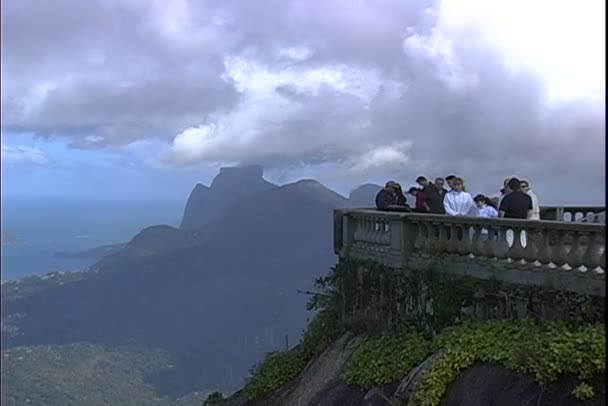 Hoře Corcovado rozhledna v Rio de Janeiru — Stock video