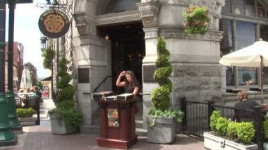 İrlandalı Times Cafe