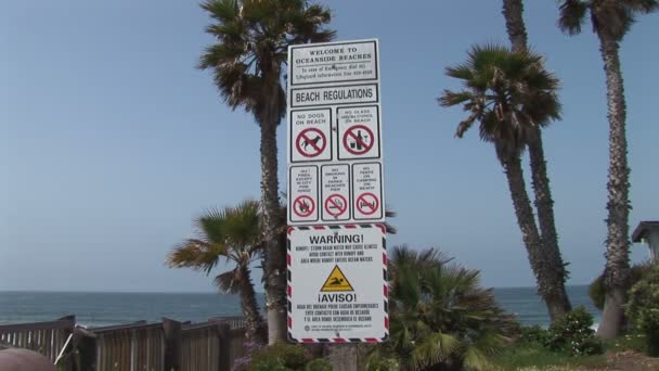 Segno sulla spiaggia a San Diego — Video Stock