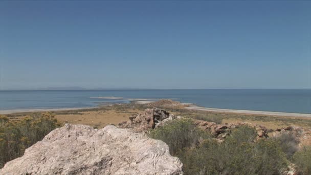 Weg bij Great Salt Lake — Stockvideo