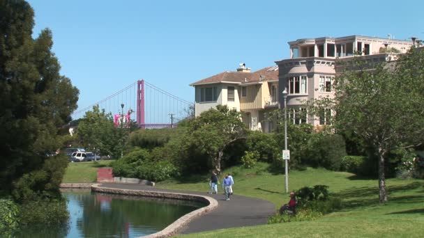 Bairro de Golden Gate Bridge — Vídeo de Stock