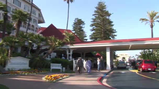 Coronado Hotel Entrance — Stockvideo