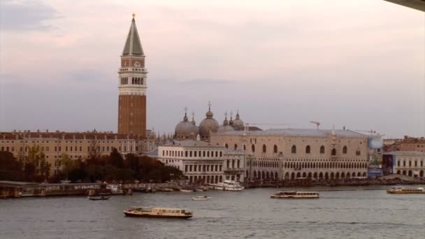 Basílica de São Marcos no Grande Canal de Veneza — Vídeo de Stock