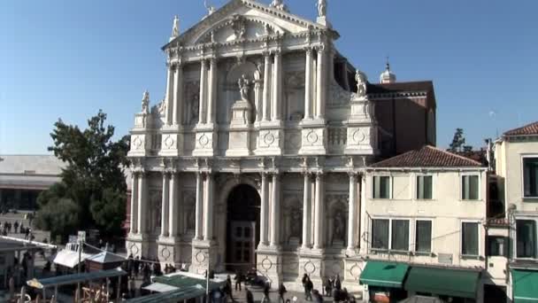 Grand Canal greckiego odrodzenia Kościoła w Wenecji — Wideo stockowe