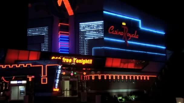 Casino Royale på natten — Stockvideo