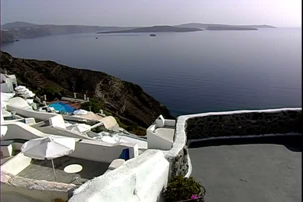 Cliffside Resort na Grécia — Vídeo de Stock