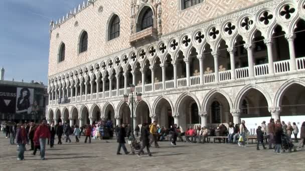 Дворец дожей в Венеции — стоковое видео