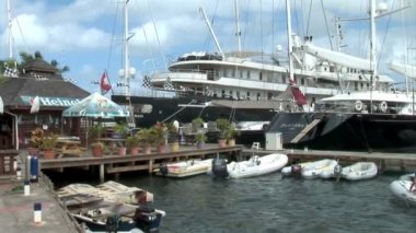 Lagün St. Martin adada Marina