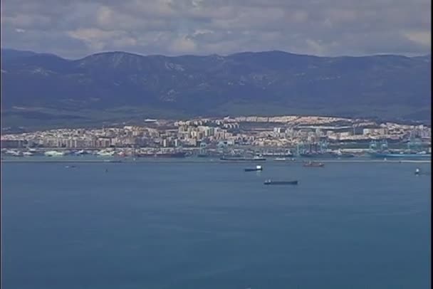 Vista de la costa de Algeciras — Vídeos de Stock