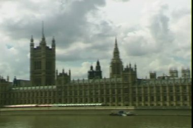 Londra'da bina Parlamento
