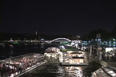 Paris'te Seine Nehri, gece