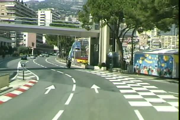 Tráfico en la ciudad de Monaco — Vídeos de Stock