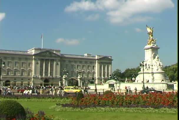 Παλάτι Μπάκιγχαμ στο Λονδίνο — Αρχείο Βίντεο