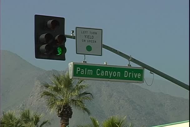 Palm Canyon Drive teken — Stockvideo