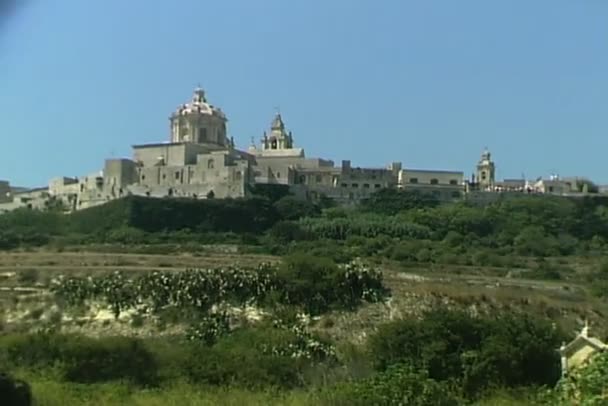 Uitzicht over de stad Mdina in Malta — Stockvideo