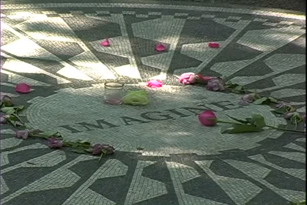 Imagine Memorial en la ciudad de Nueva York — Vídeos de Stock