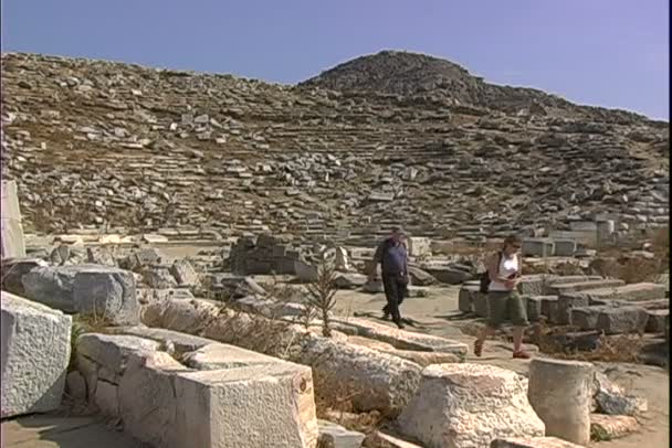 Delos Theater ruïnes in Griekenland — Stockvideo