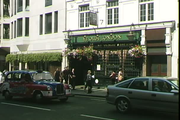 你们在伦敦的旧伦敦酒馆 — 图库视频影像