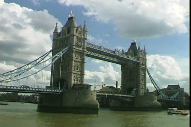 Londra 'daki kule köprüsü