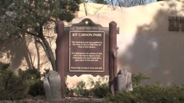 Kit Carson Park işareti 