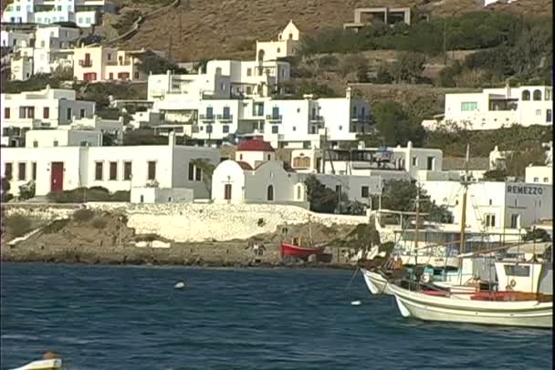 Yachthafen mit Booten in Mykonos — Stockvideo