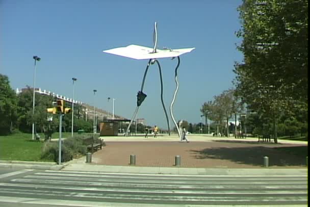 Miro skulptur i Barcelona — Stockvideo