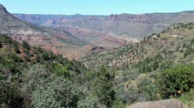 Kanyon Arizona nehirde tuz