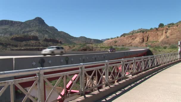 Dammen i Canyon i Arizona — Stockvideo