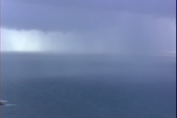 Tormenta sobre isla caribeña — Vídeo de stock