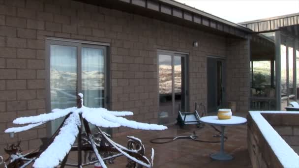 Casa nevada en Tubac — Vídeos de Stock