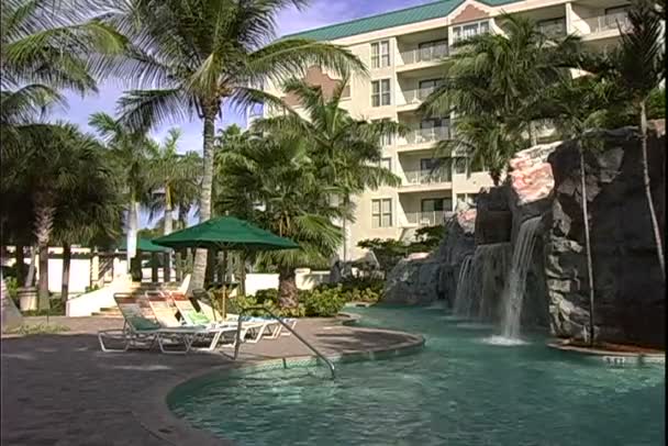 Piscina no Aruba Ocean Club de Marriott — Vídeo de Stock