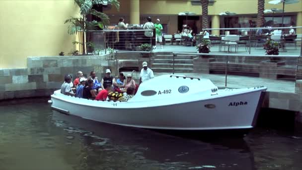 Navette Bateau à l'hôtel — Video