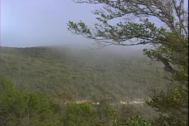 Wolken über der Bergstraße — Stockvideo