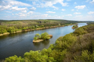 Güney Bug Nehri. Ukrayna.