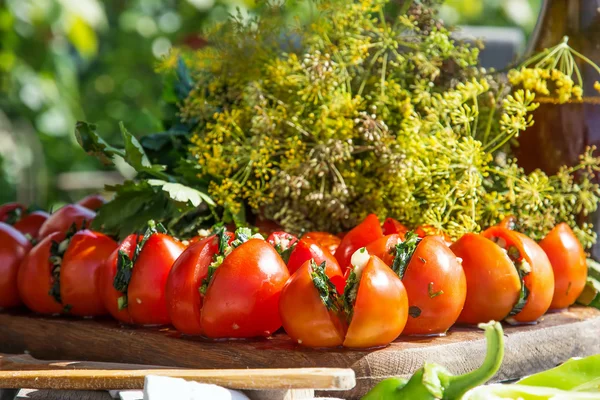 Fresh tomatoes. Cooking canned tomato.